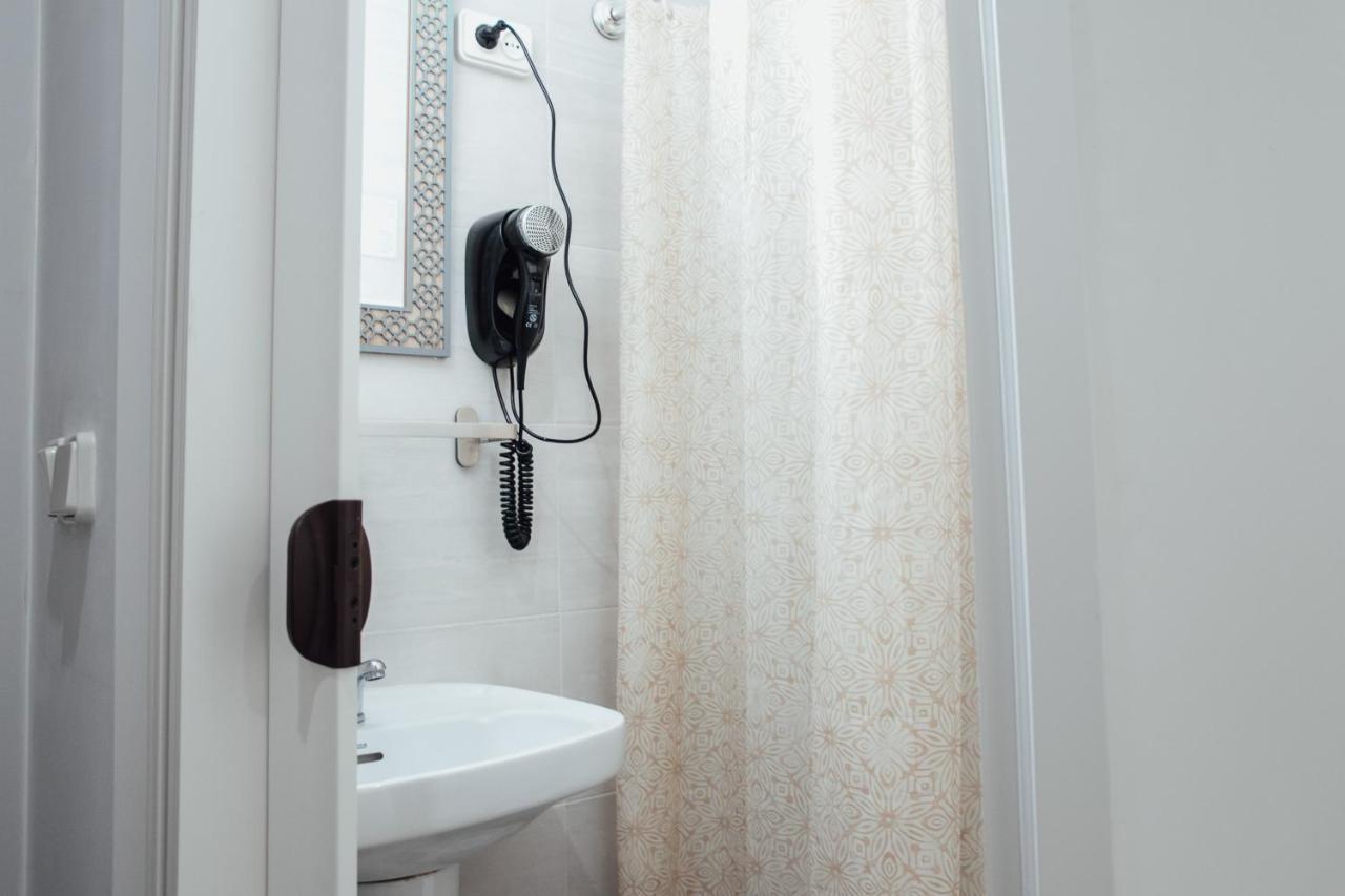 Single Room Shared Toilet