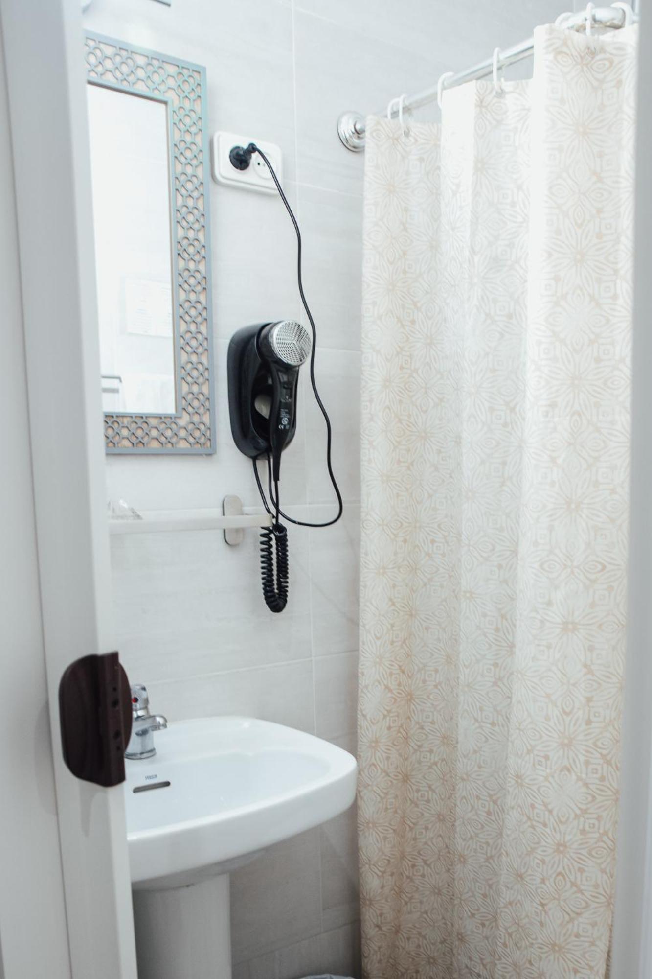 Single Room Shared Toilet
