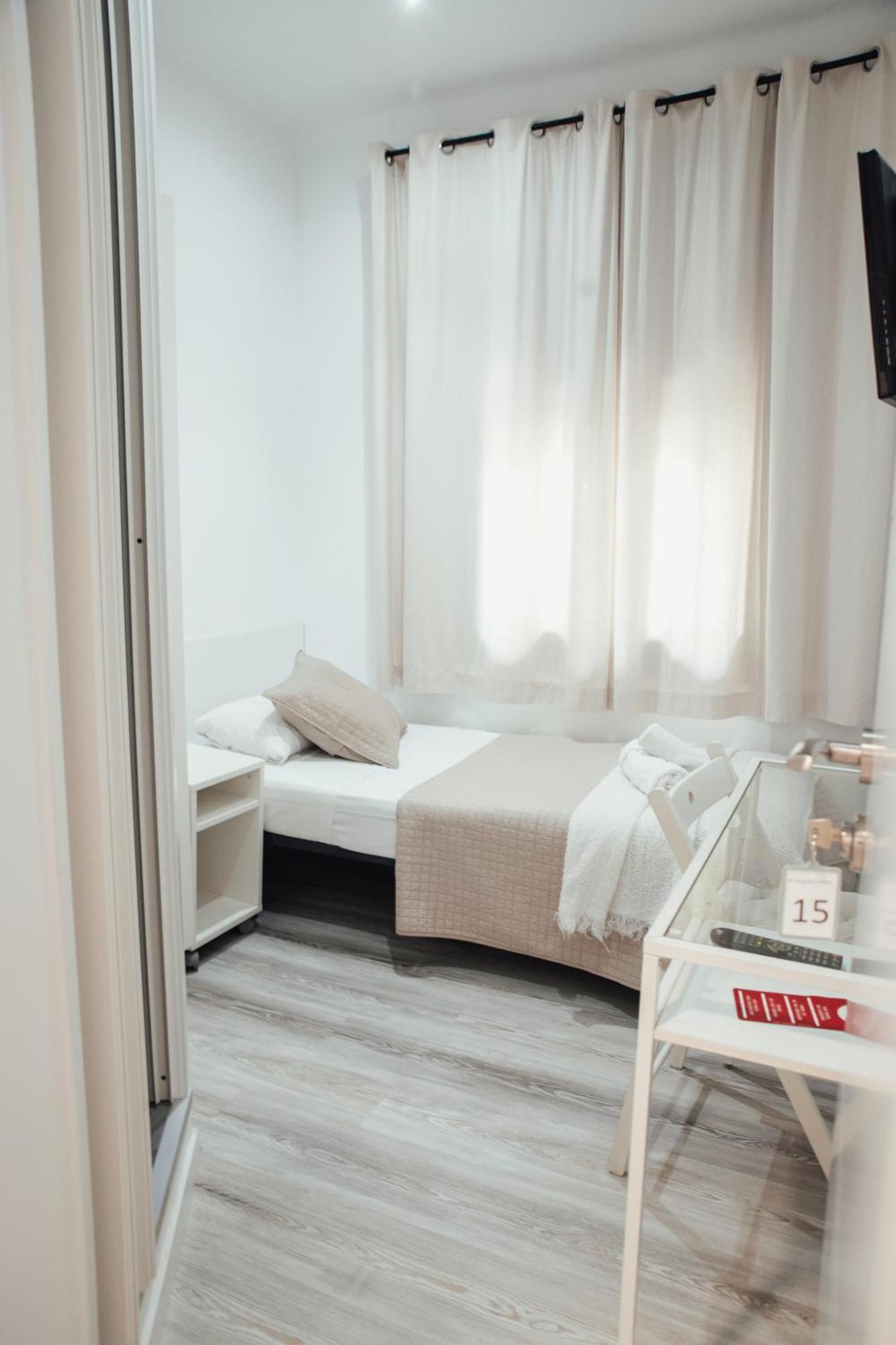 Single Room Shared Toilet